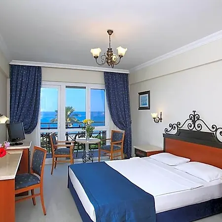 Club Cactus Paradise Hotel 4*